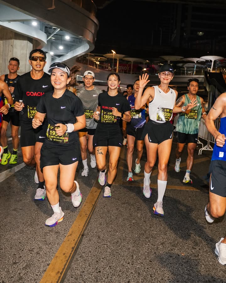 แอน ทองประสม