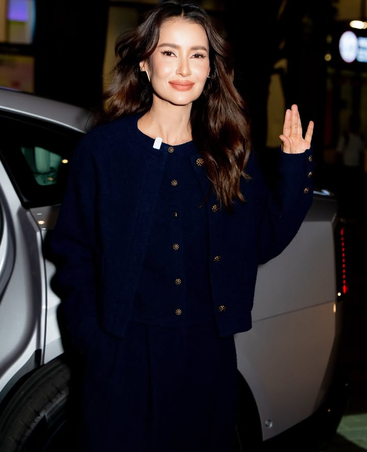 แอน ทองประสม