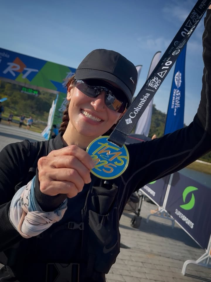 แอน ทองประสม