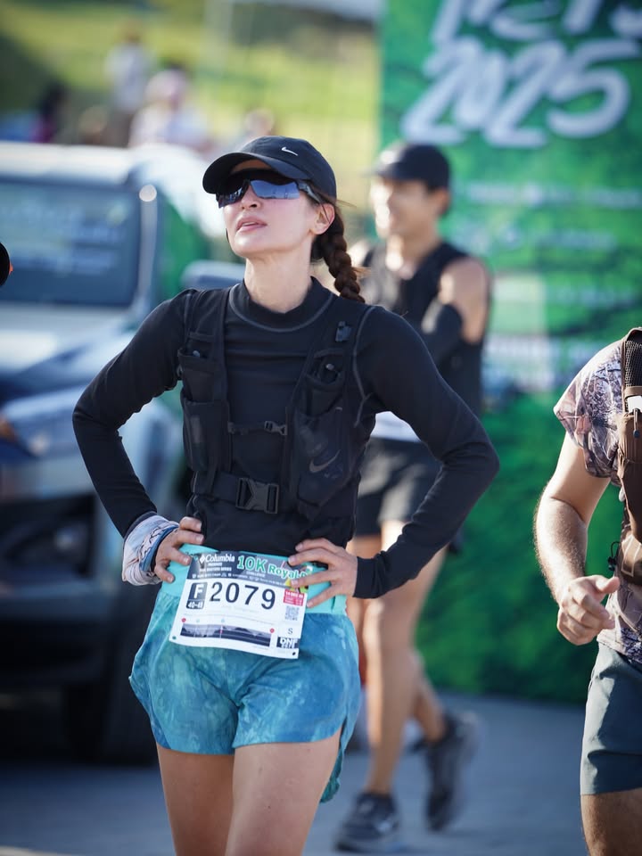 แอน ทองประสม