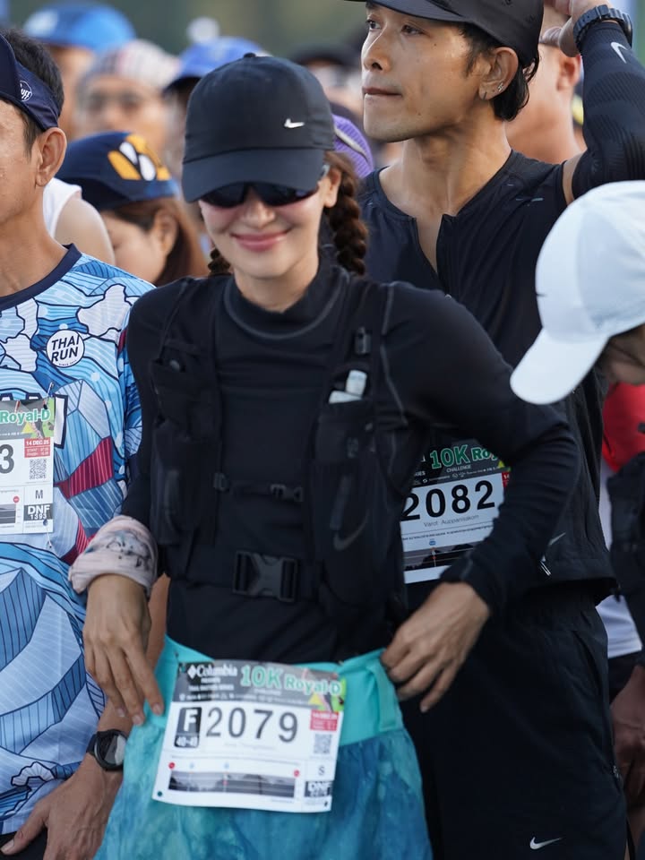 แอน ทองประสม