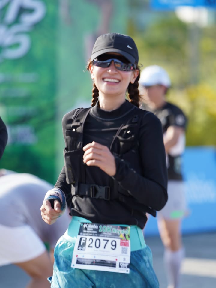 แอน ทองประสม