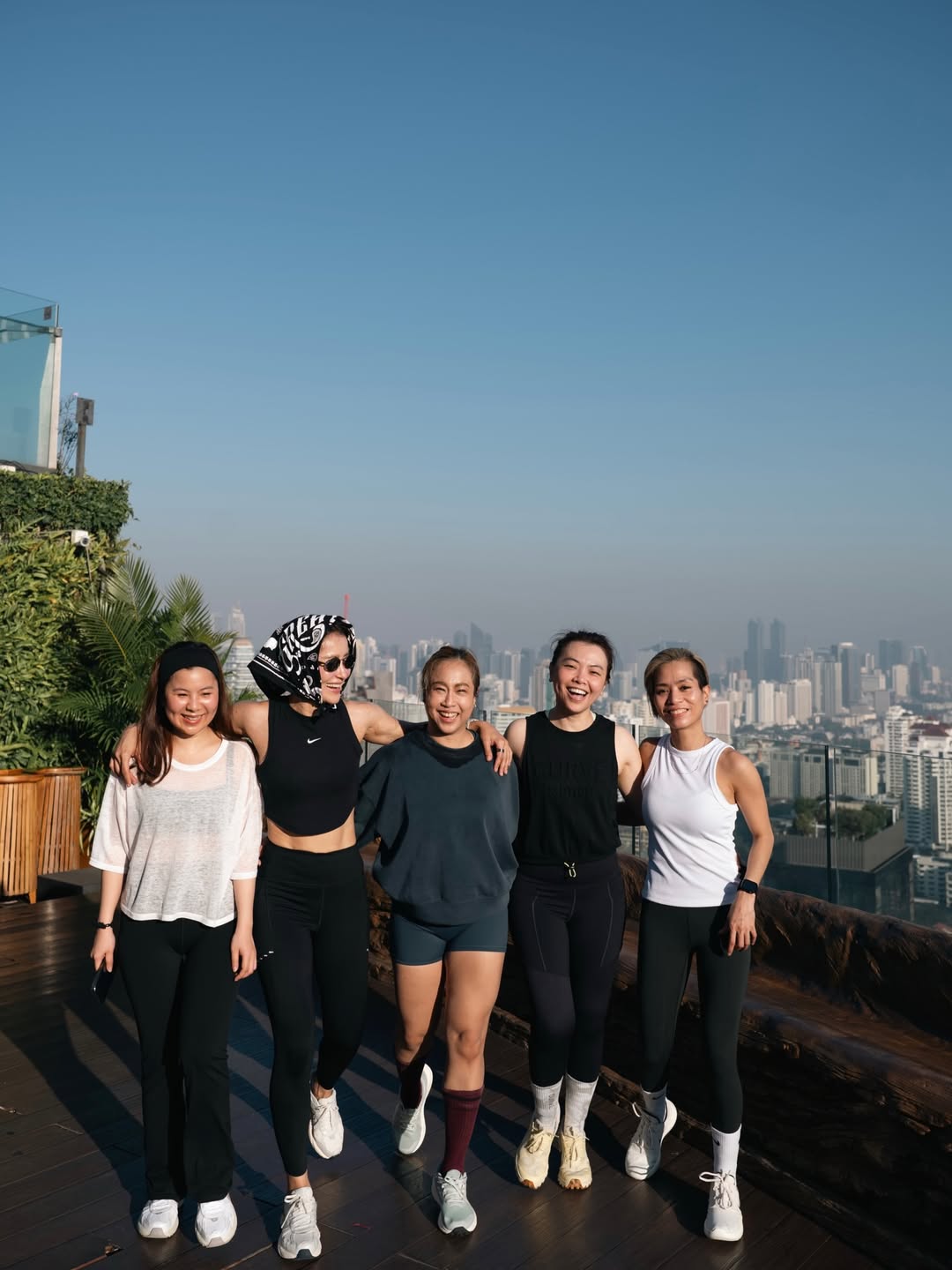 แอน ทองประสม