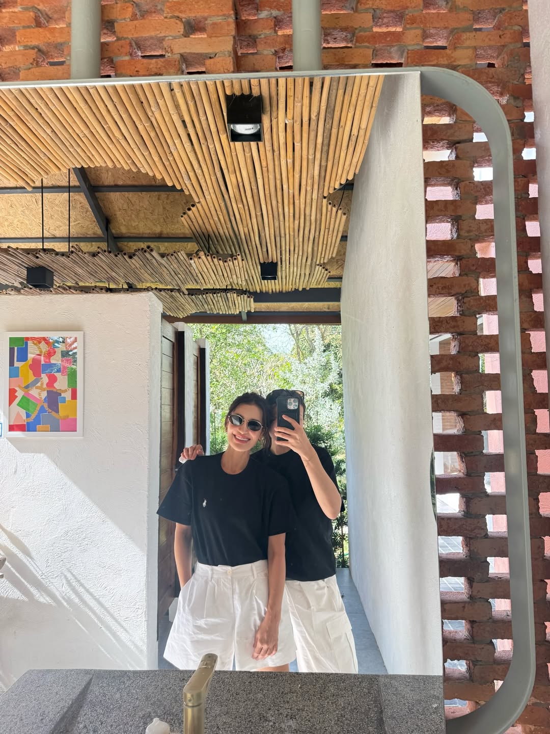 แอน ทองประสม