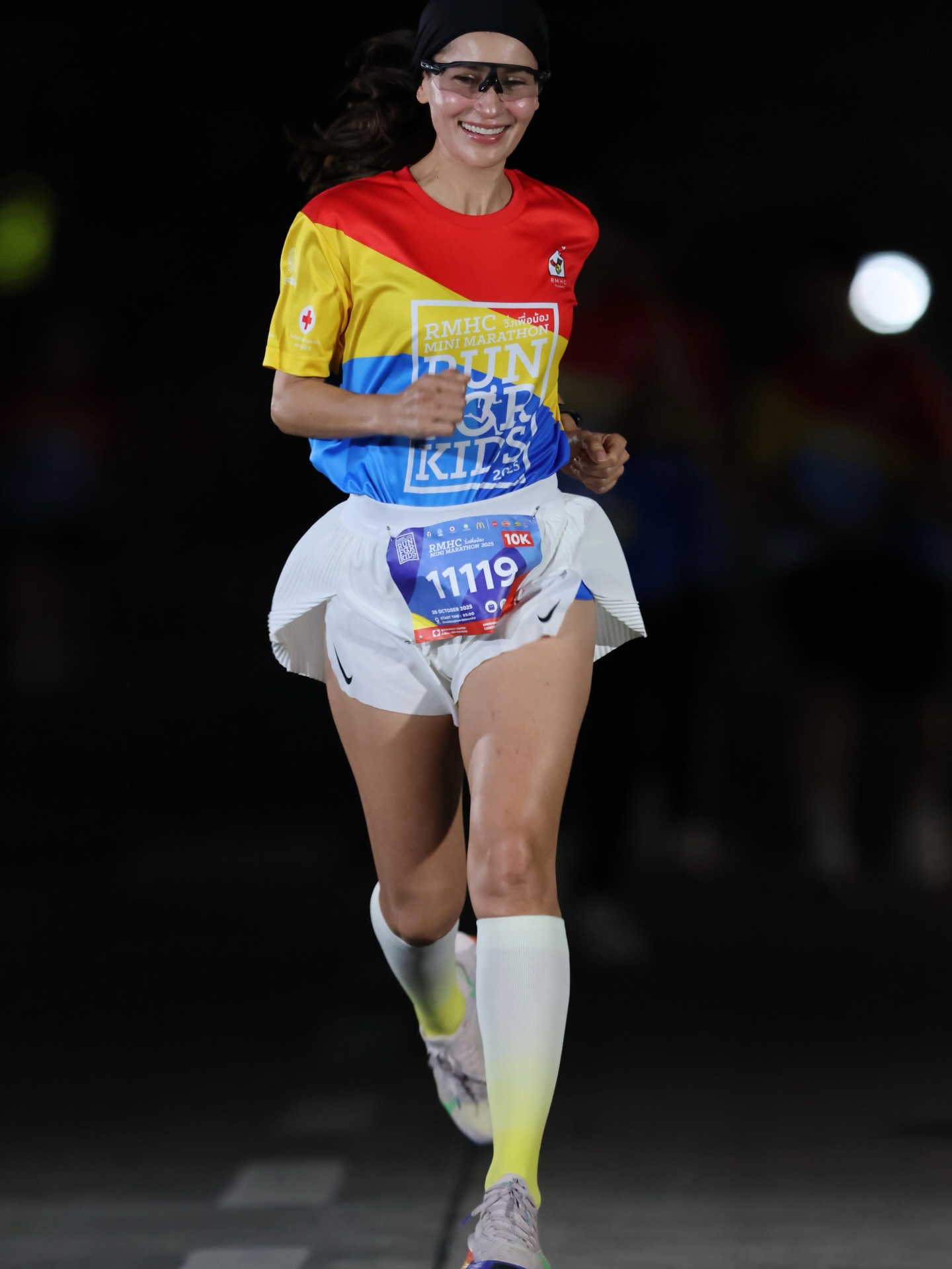 แอน ทองประสม