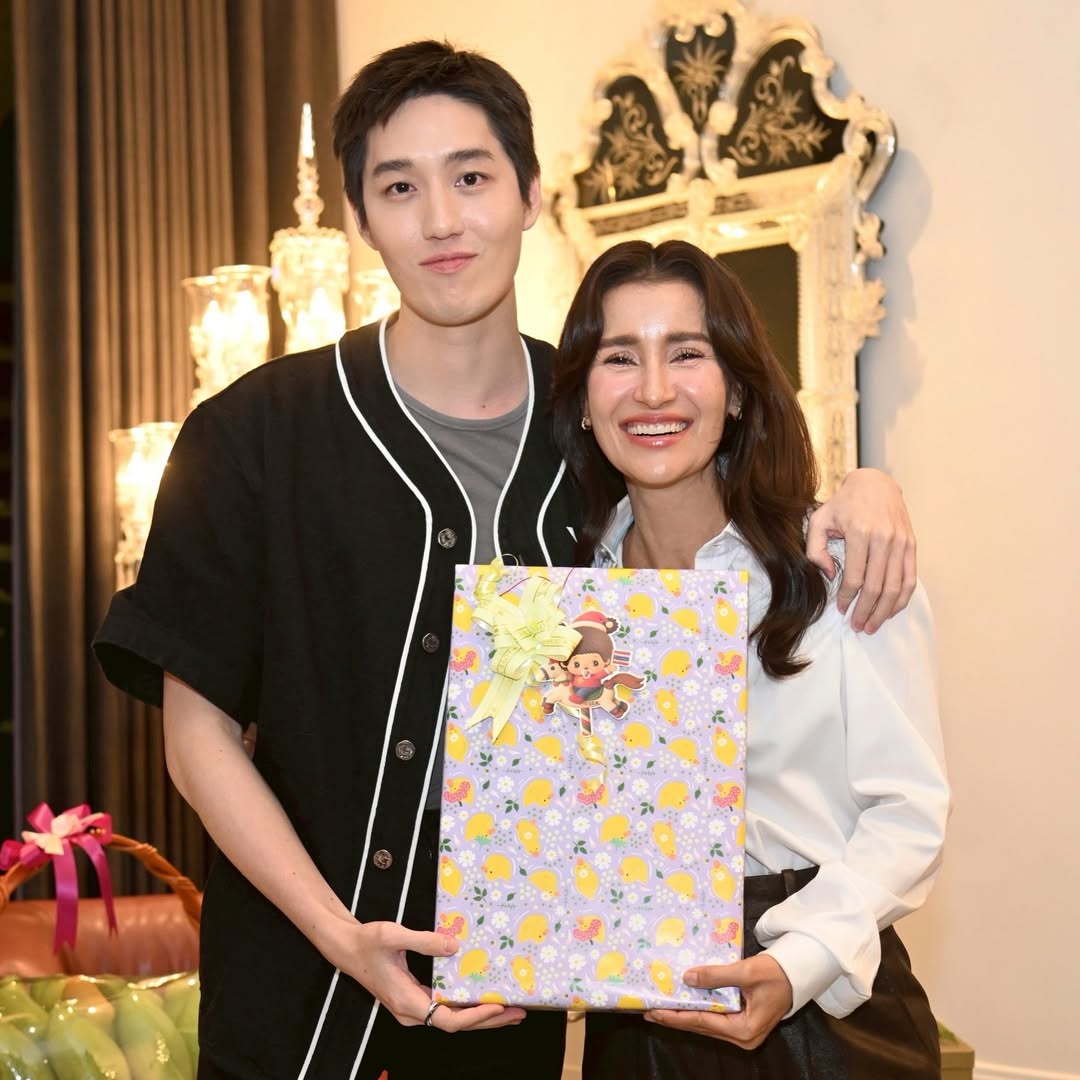 แอน ทองประสม