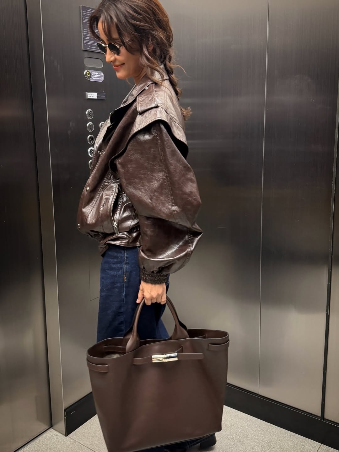 แอน ทองประสม