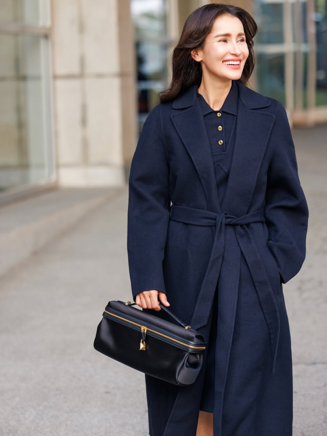 แอน ทองประสม