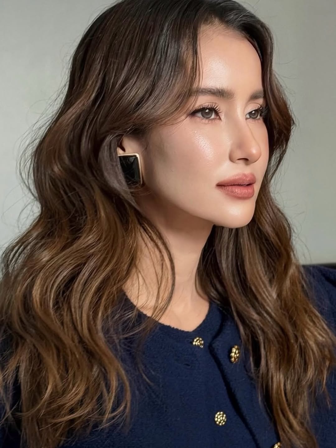 แอน ทองประสม