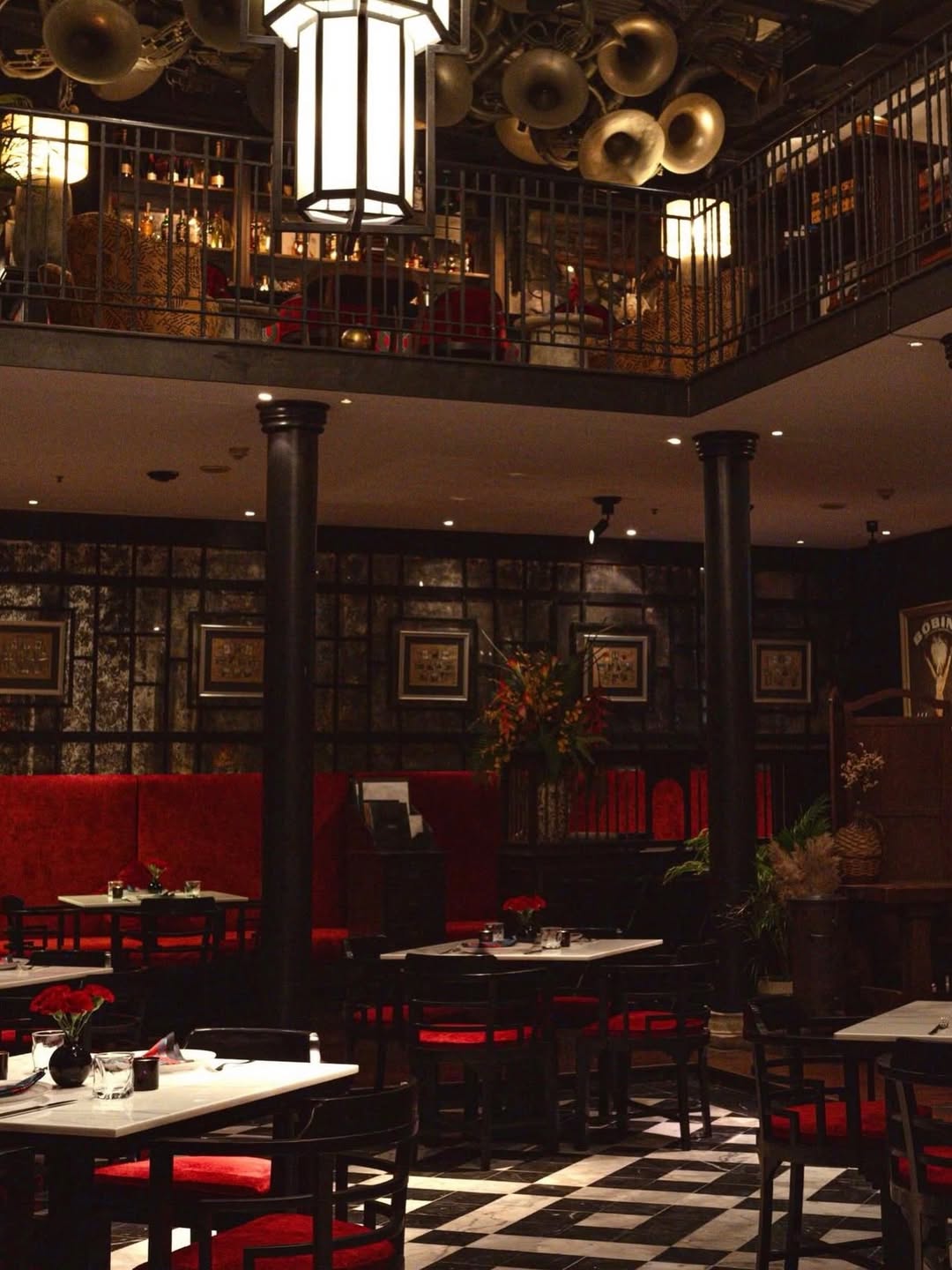 แอน ทองประสม