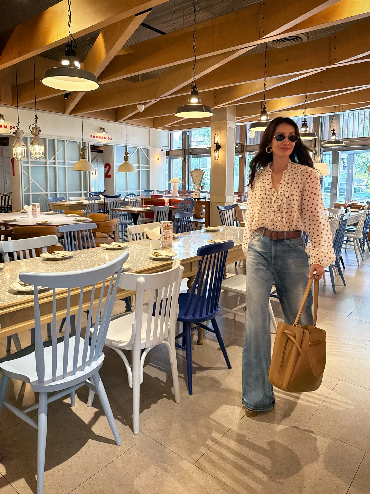 แอน ทองประสม