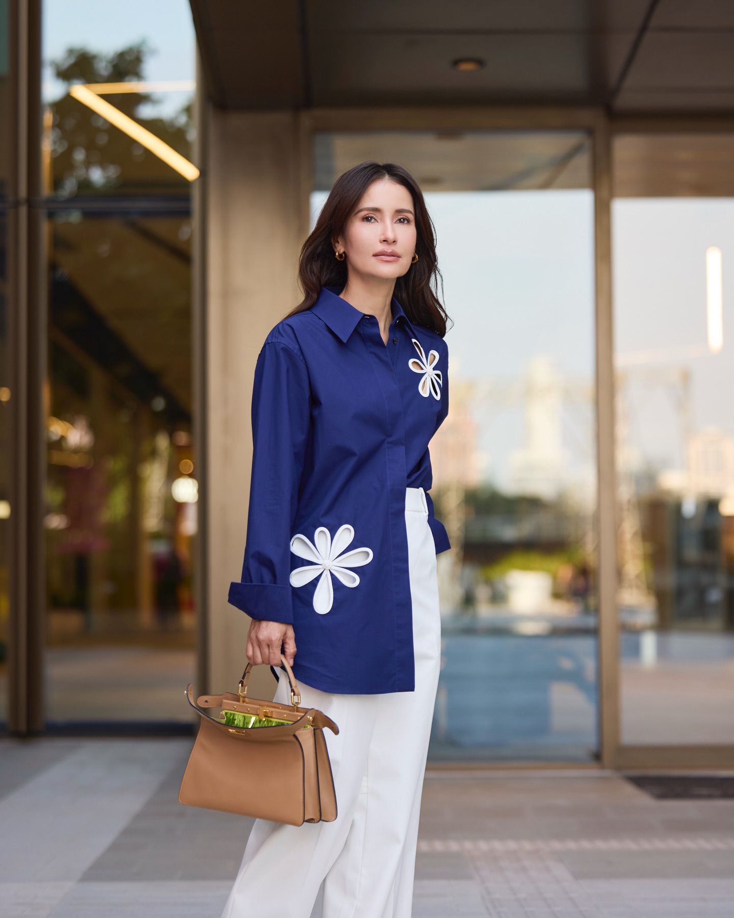 แอน ทองประสม