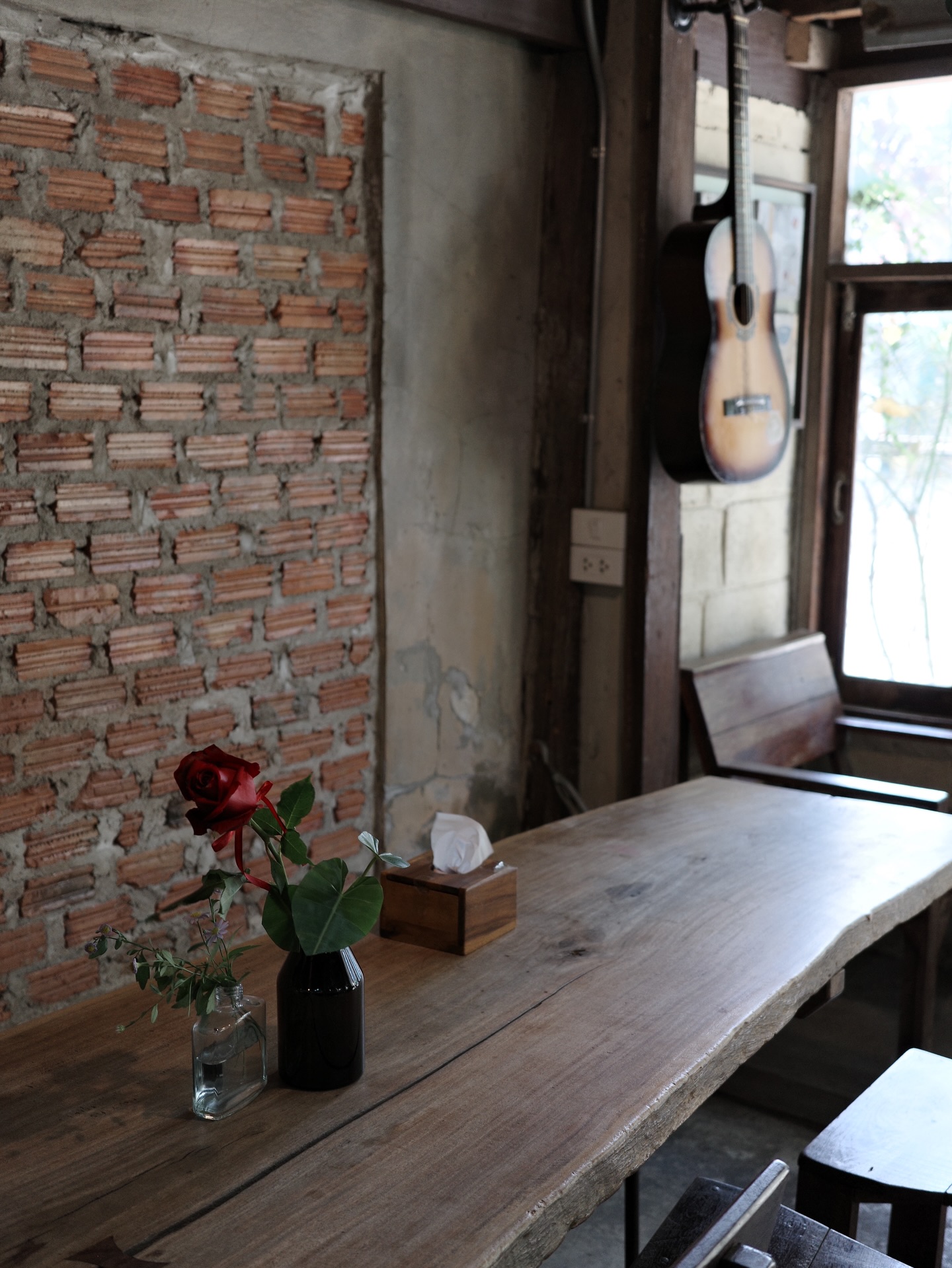 แอน ทองประสม