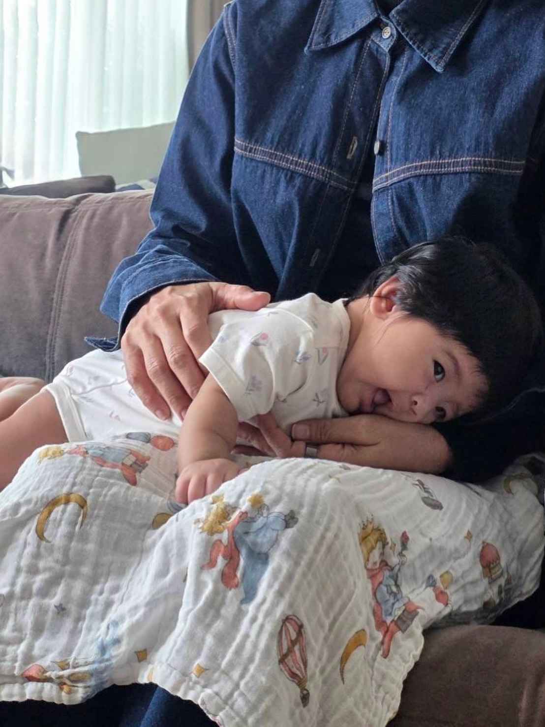 แอน ทองประสม