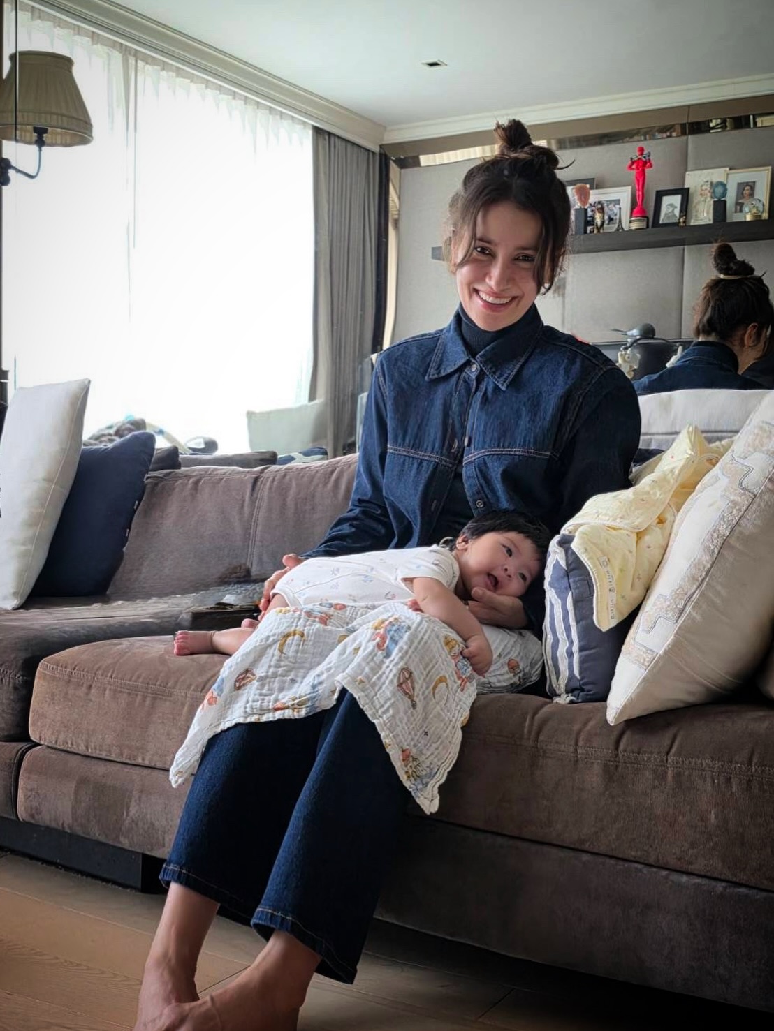 แอน ทองประสม