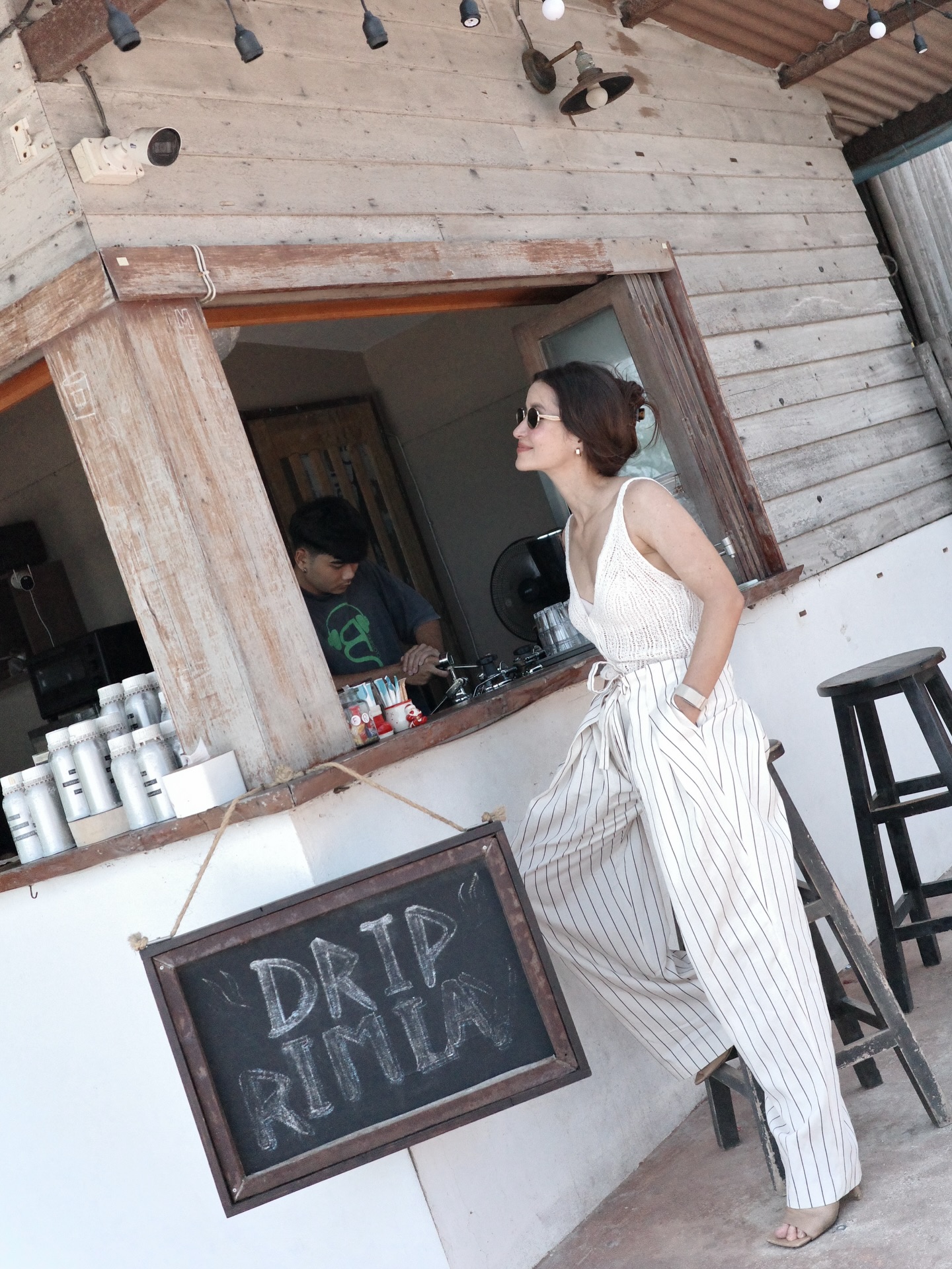 แอน ทองประสม