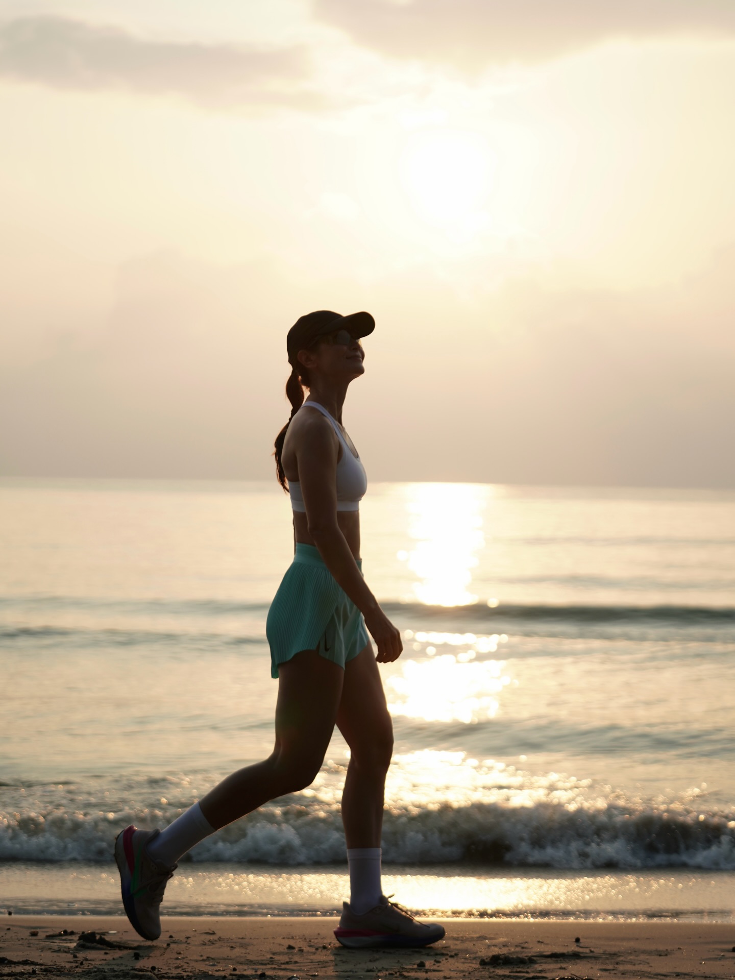 แอน ทองประสม