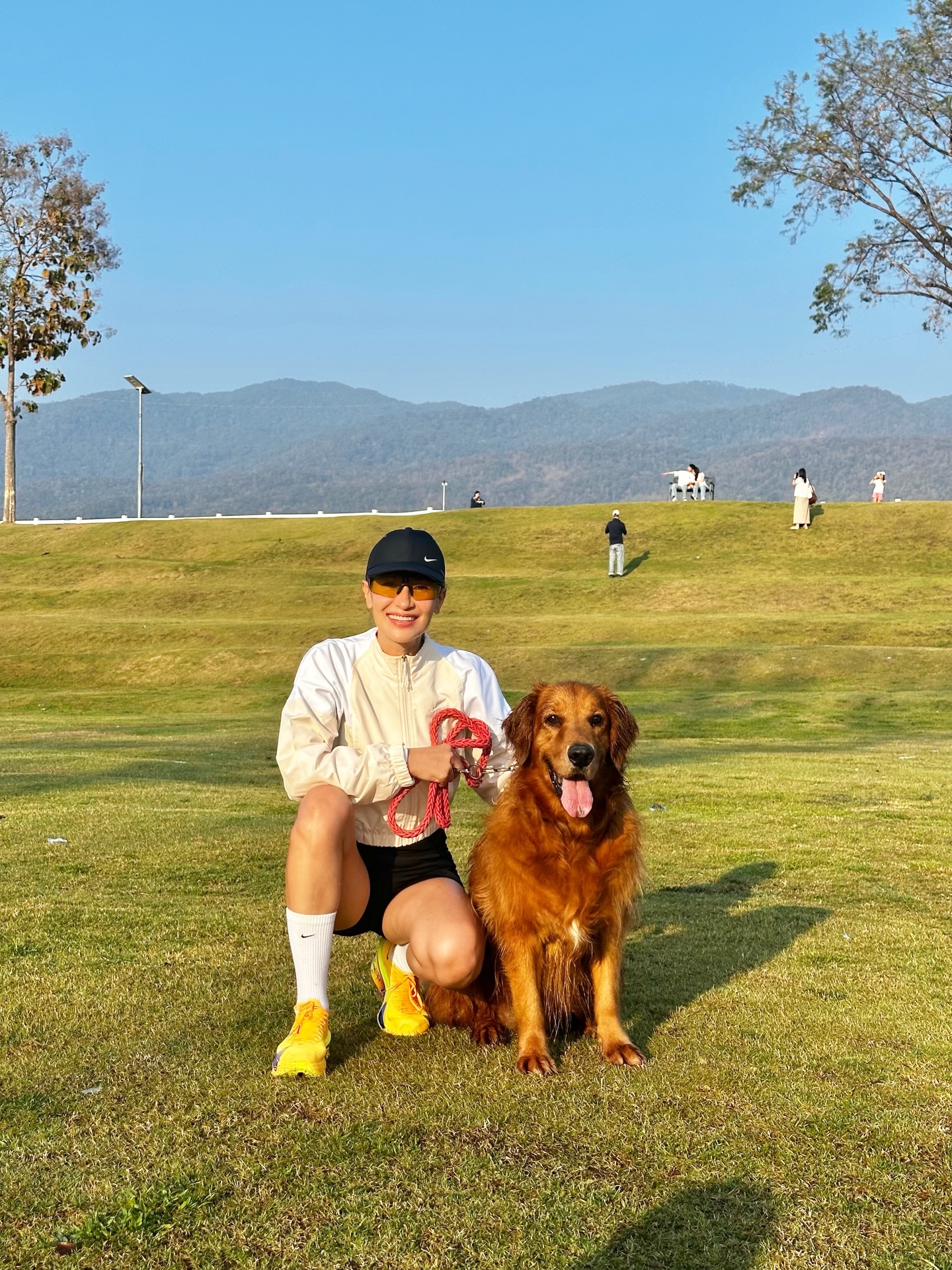 แอน ทองประสม