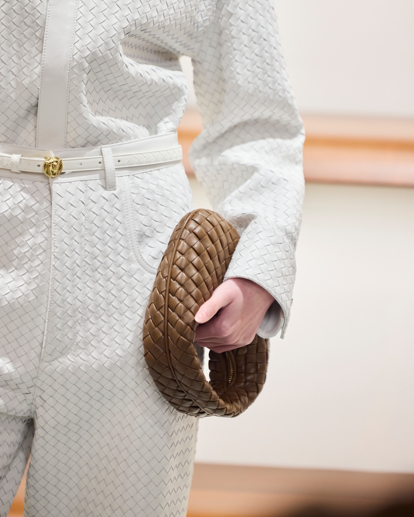 แอน ทองประสม