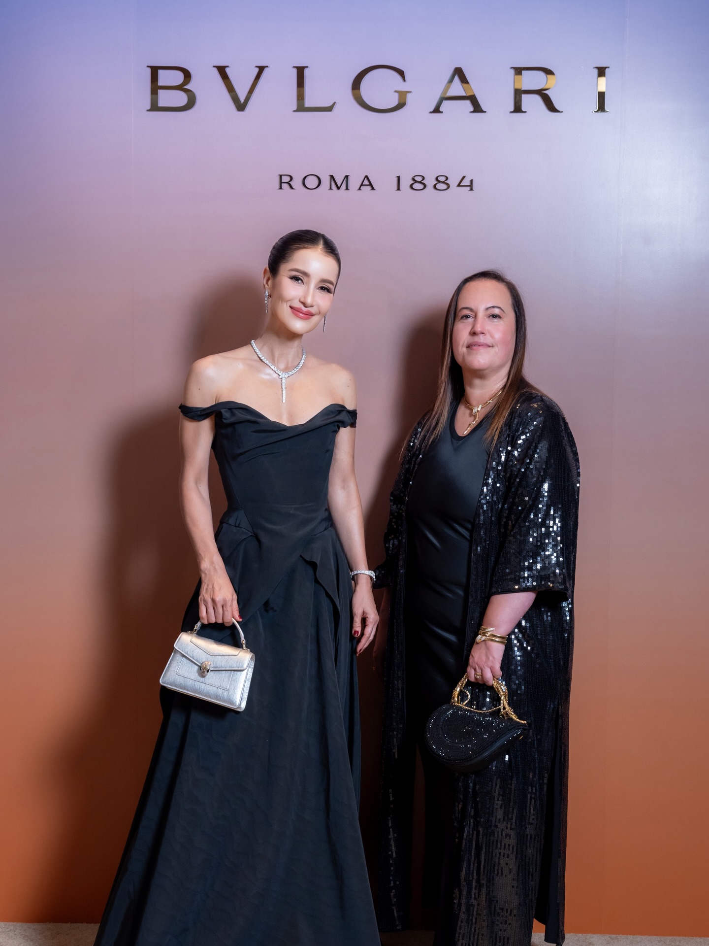 แอน ทองประสม