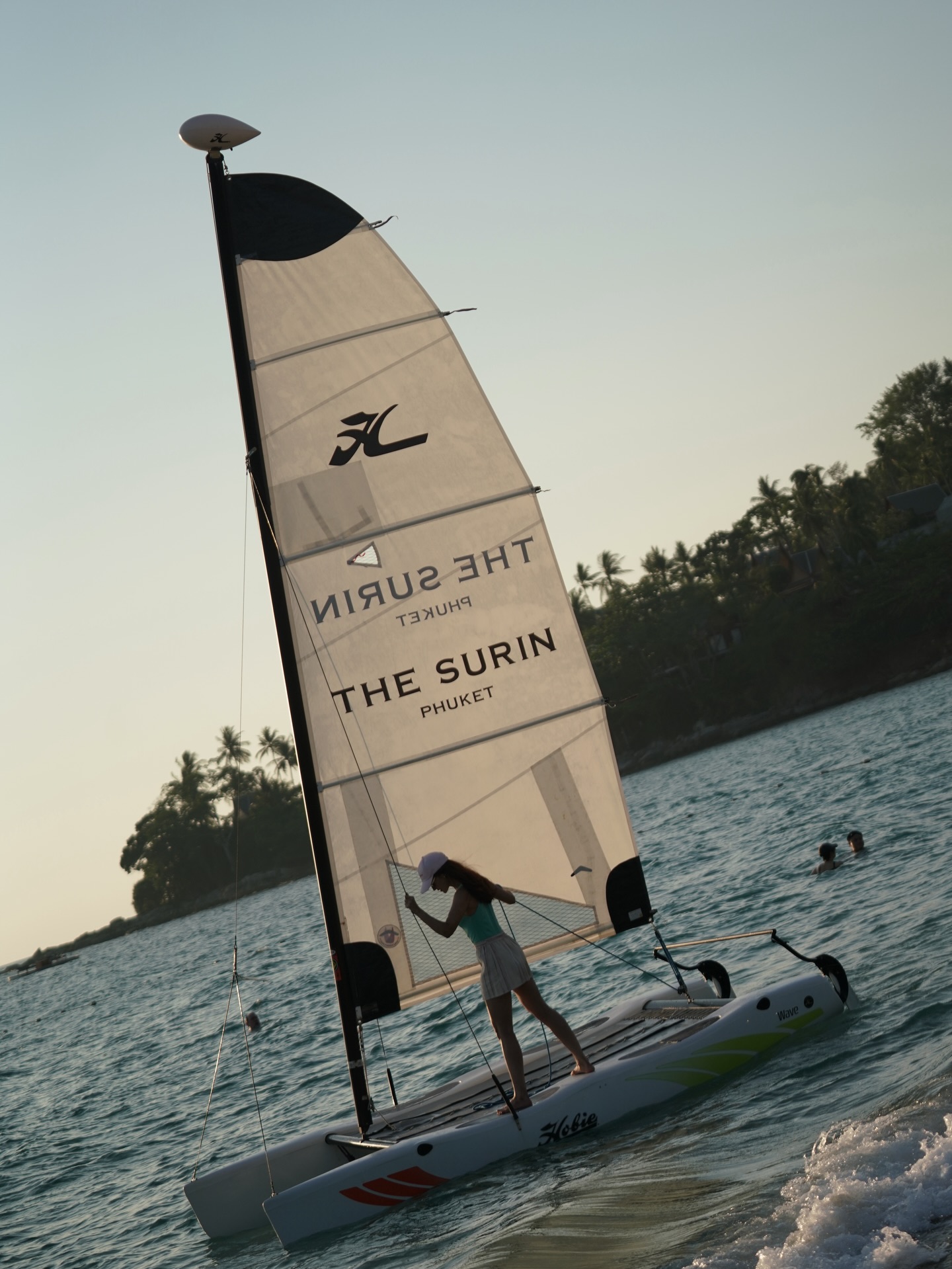 แอน ทองประสม