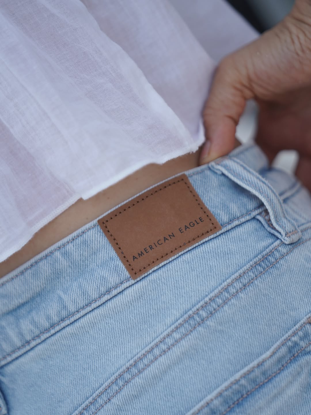 แอน ทองประสม