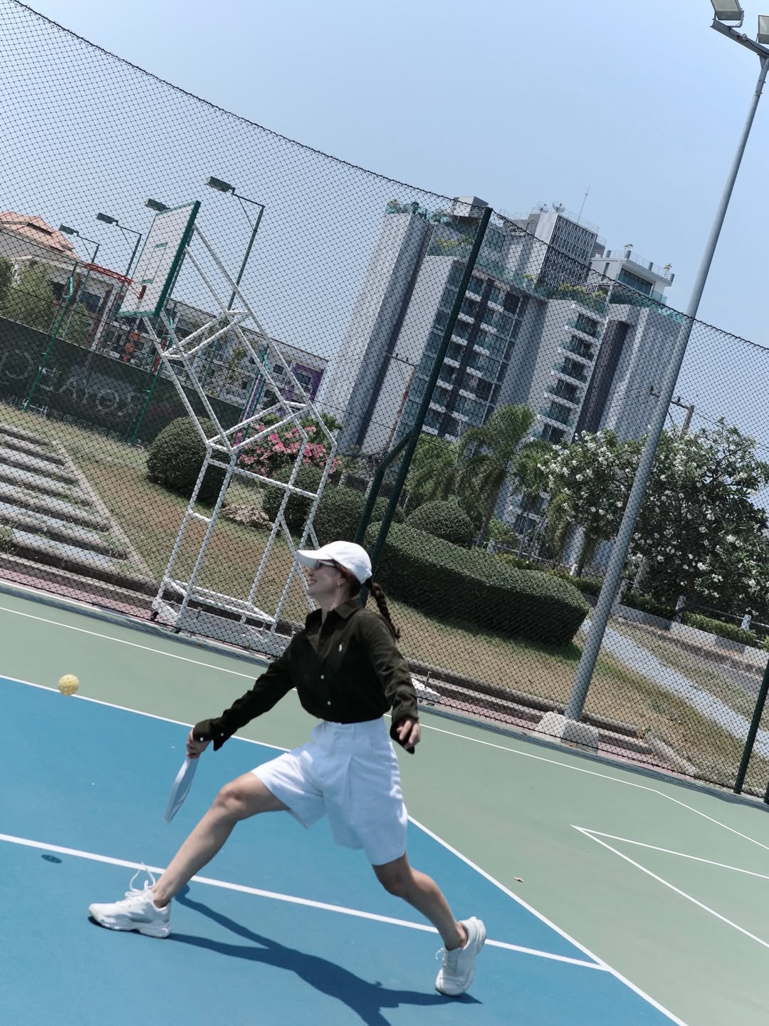 แอน ทองประสม