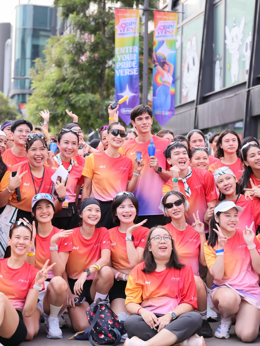 แอน ทองประสม