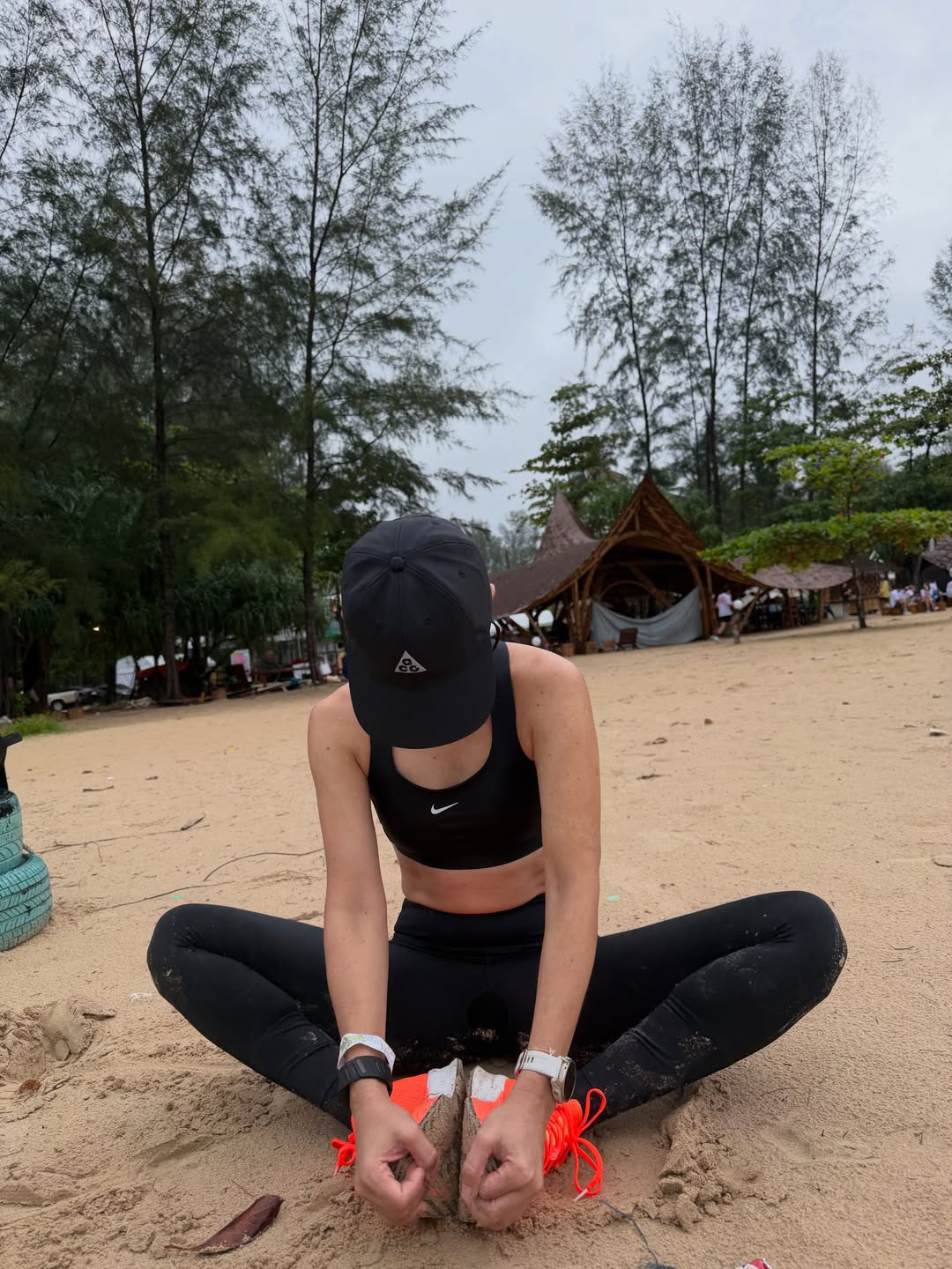 แอน ทองประสม