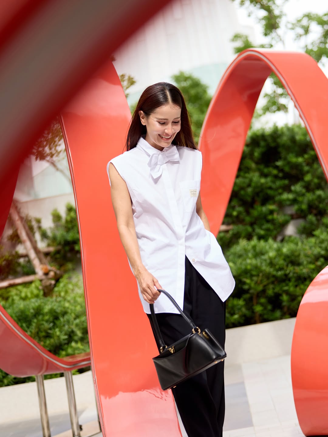 แอน ทองประสม
