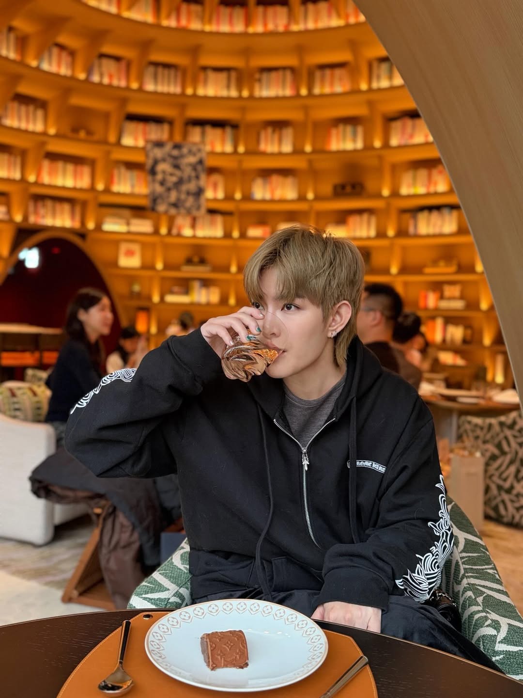 ติ๊นา - ศุภนาฎ จิตตลีลา