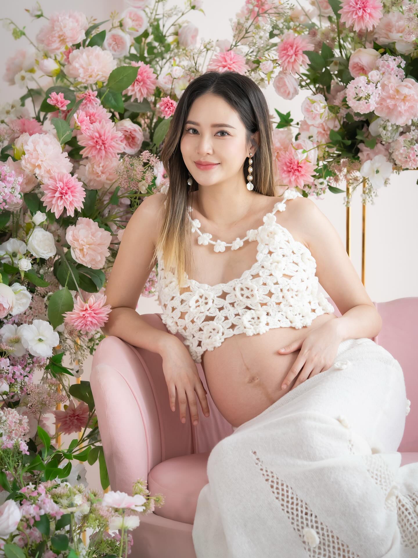 ไวท์ - ณวัชร์ พุ่มโพธิงาม