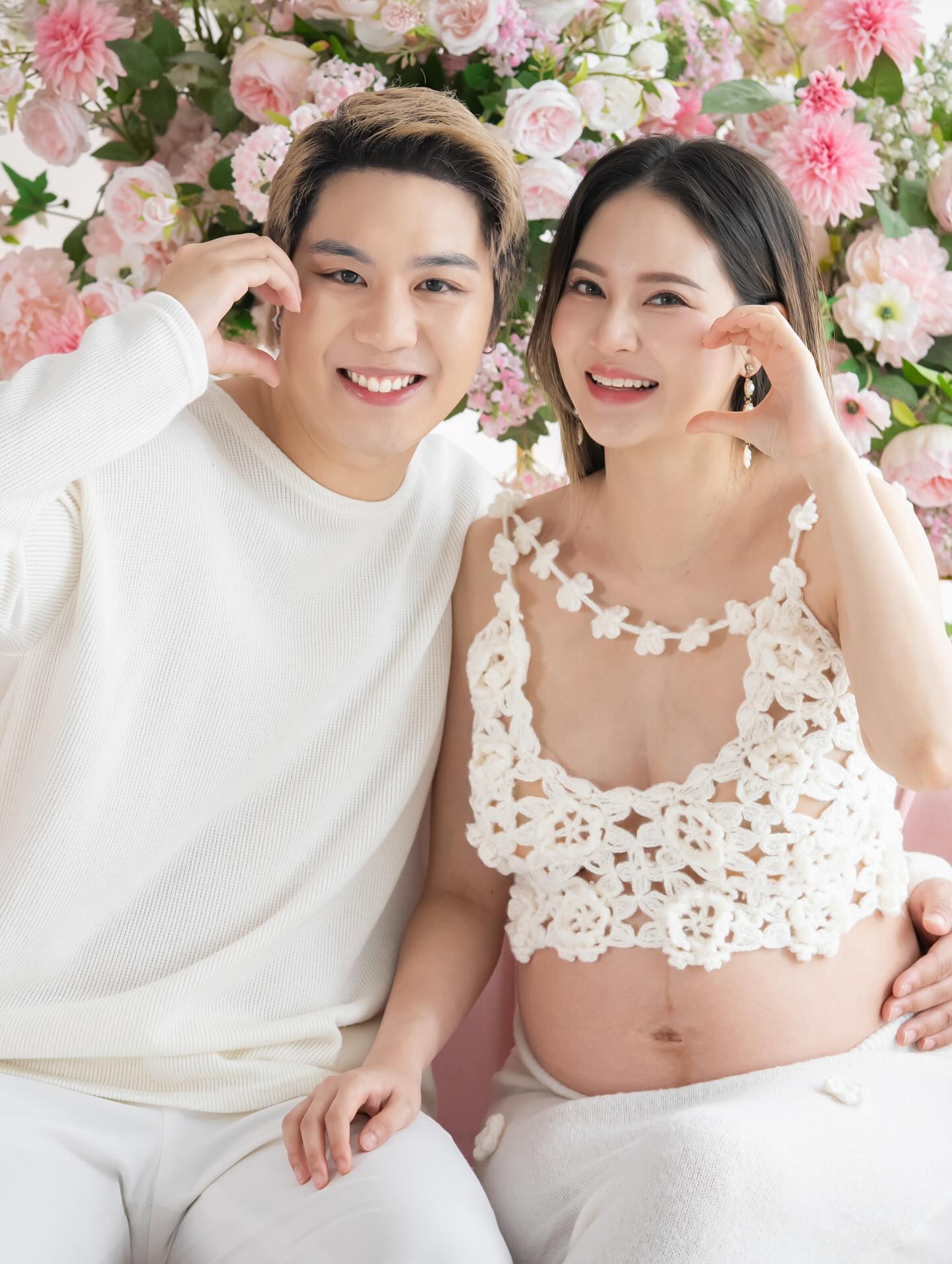 ไวท์ - ณวัชร์ พุ่มโพธิงาม