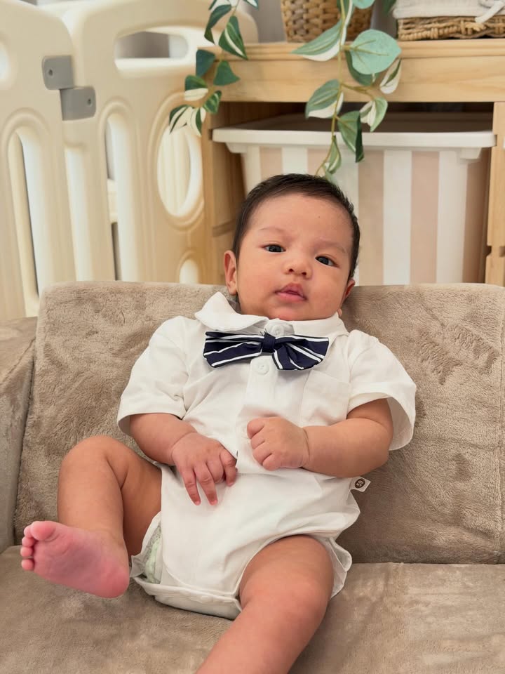 ไวท์ - ณวัชร์ พุ่มโพธิงาม