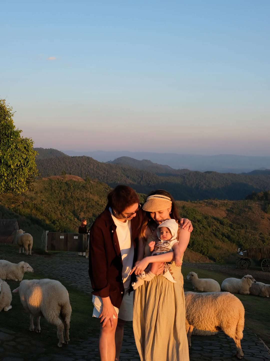 ไวท์ - ณวัชร์ พุ่มโพธิงาม