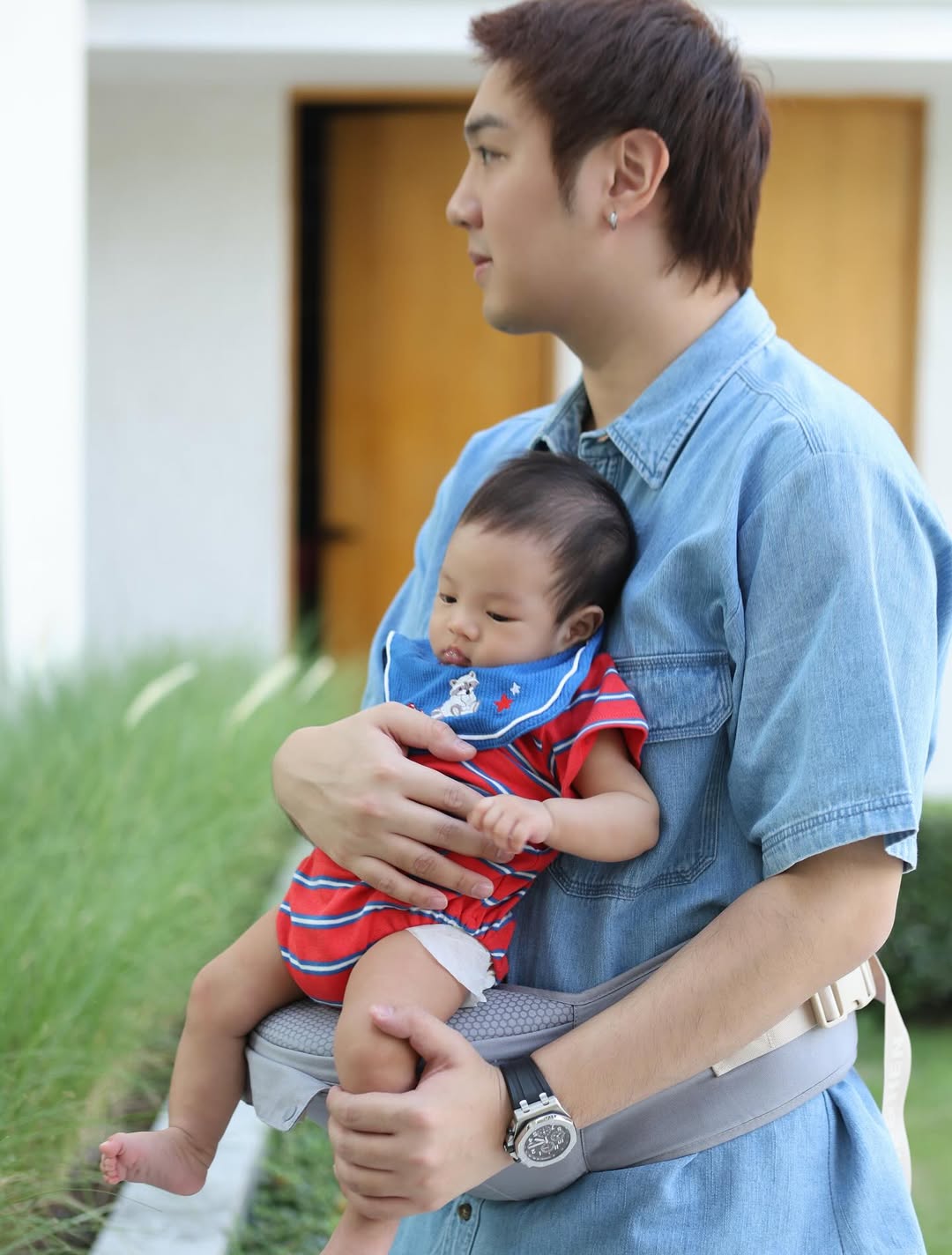 ไวท์ - ณวัชร์ พุ่มโพธิงาม