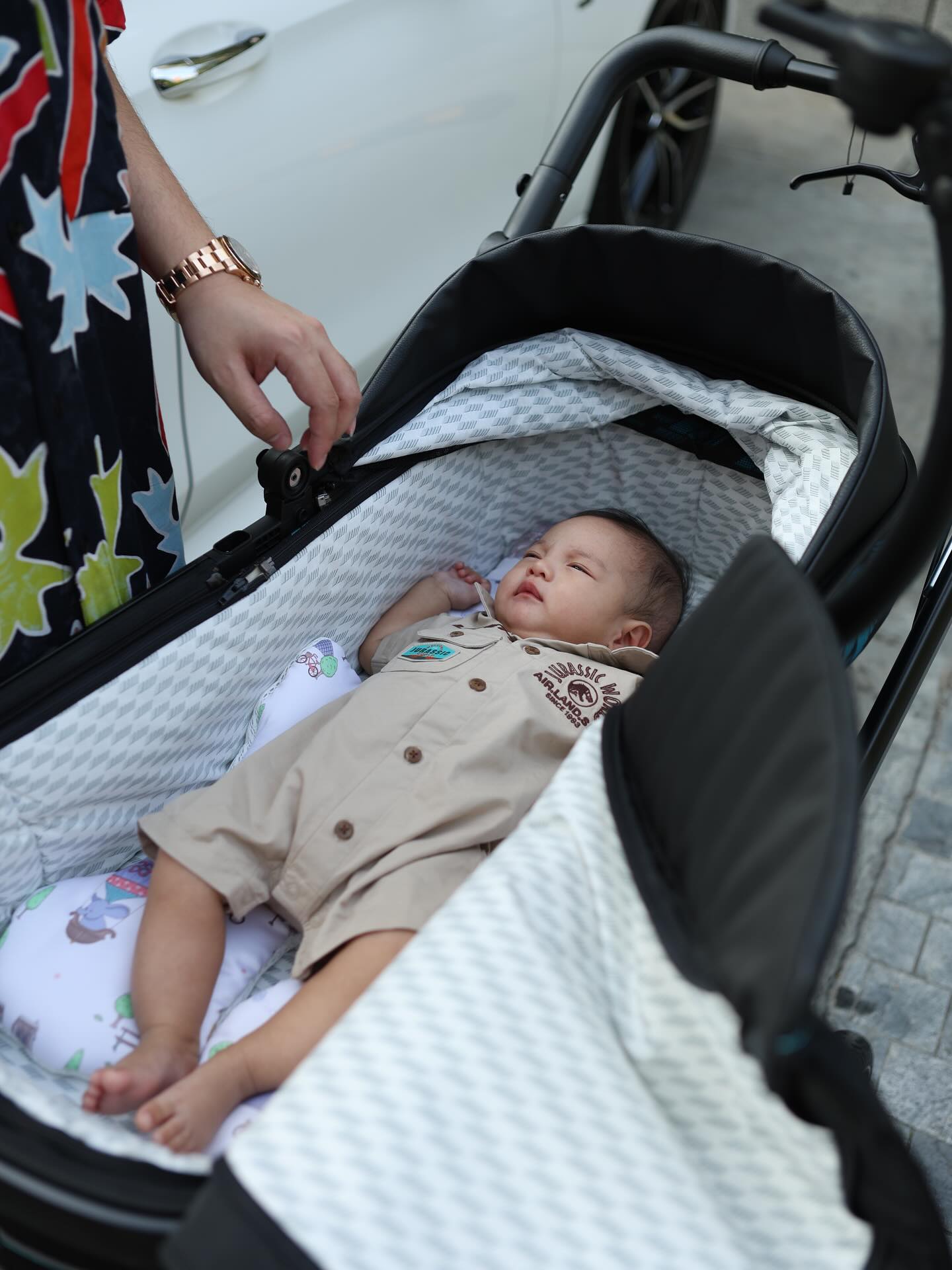 ไวท์ - ณวัชร์ พุ่มโพธิงาม