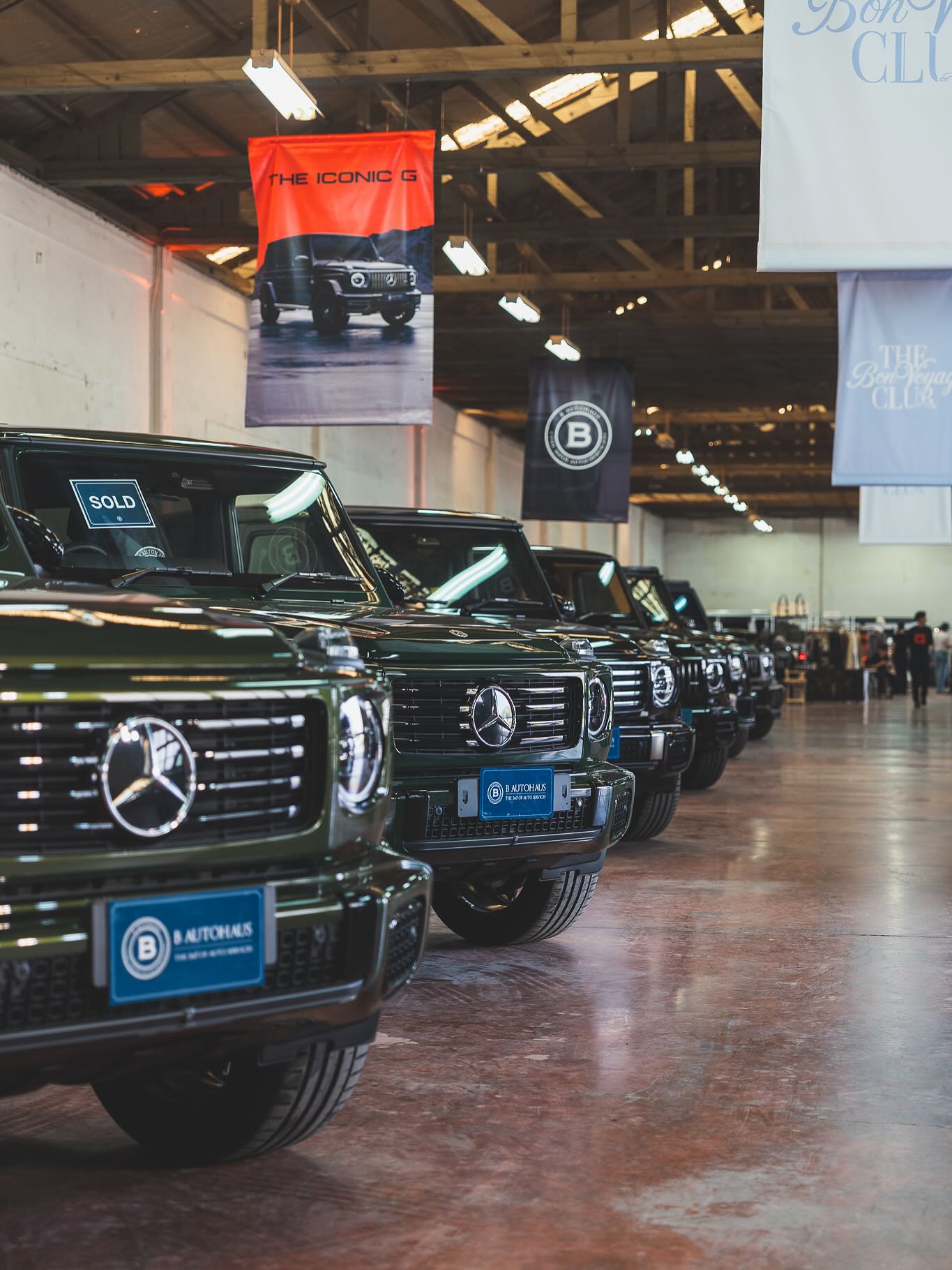 ไวท์ - ณวัชร์ พุ่มโพธิงาม