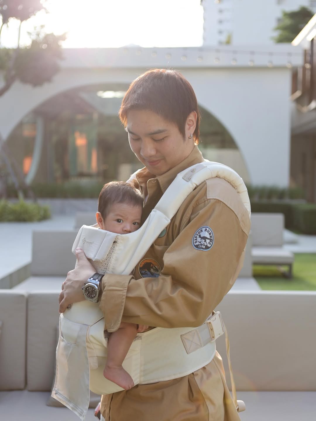 ไวท์ - ณวัชร์ พุ่มโพธิงาม