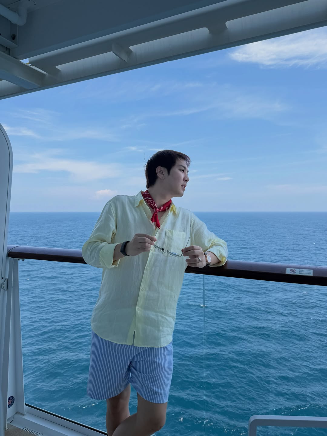 ไวท์ - ณวัชร์ พุ่มโพธิงาม