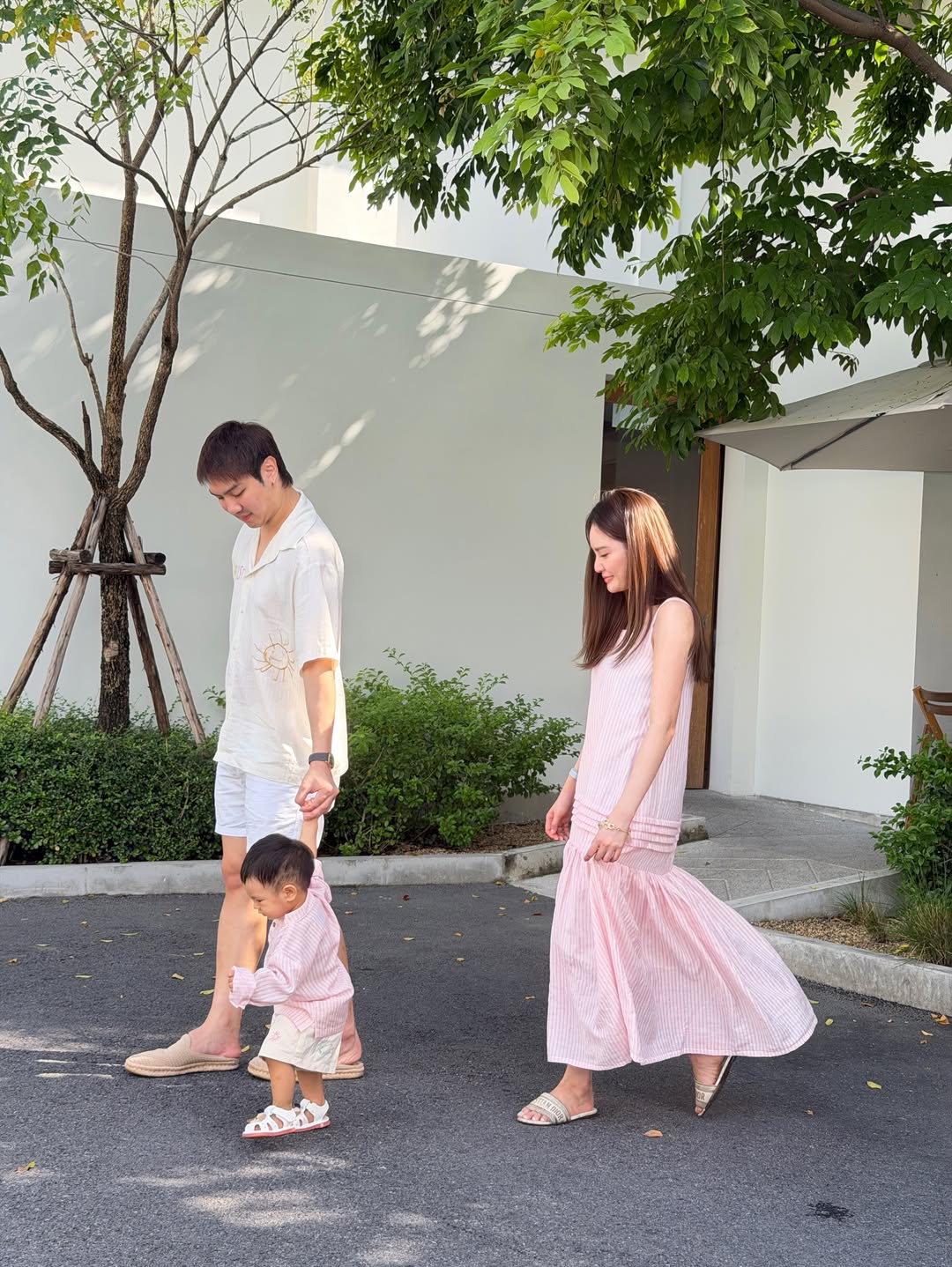 ไวท์ - ณวัชร์ พุ่มโพธิงาม