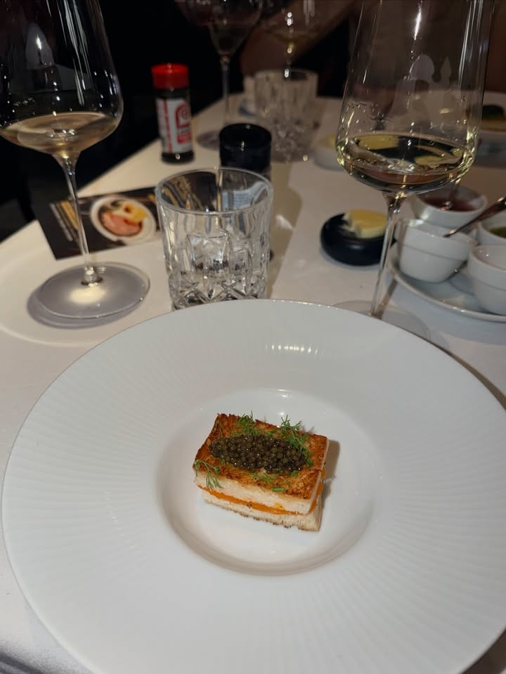 พลอย - รัญดภา มันตะลัมพะ