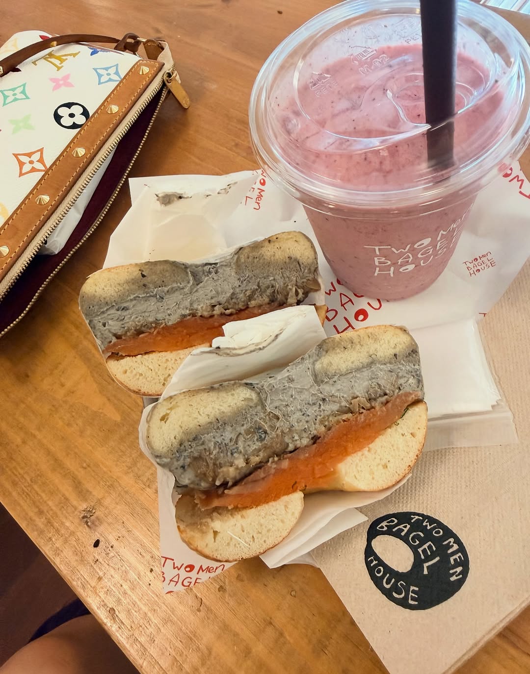 พลอย - รัญดภา มันตะลัมพะ