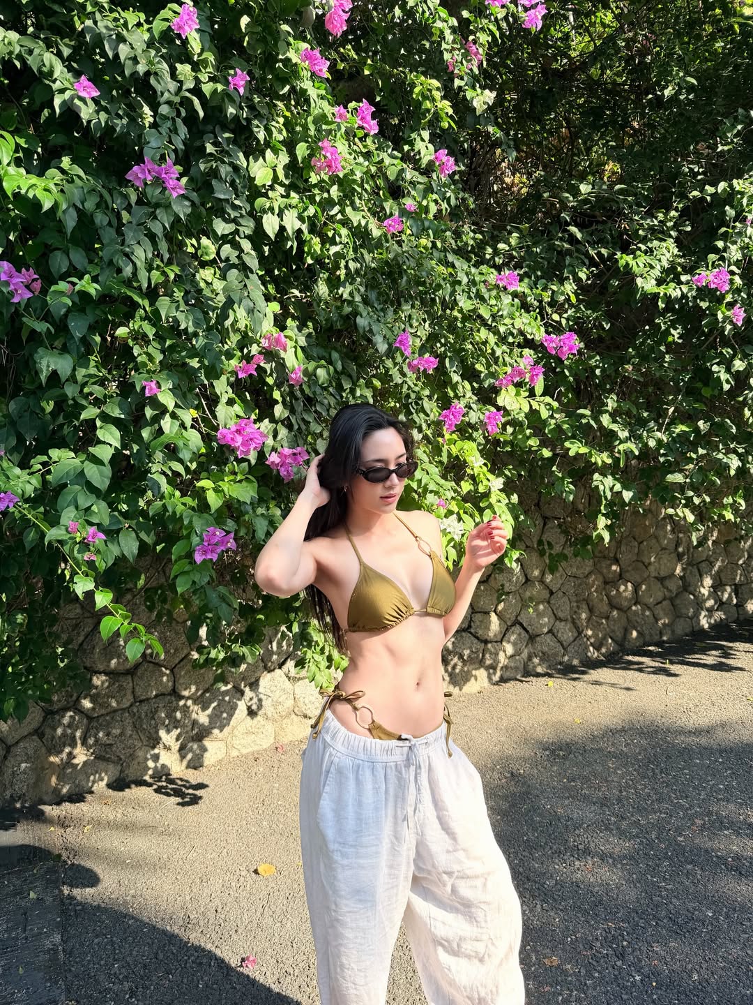 พลอย - รัญดภา มันตะลัมพะ