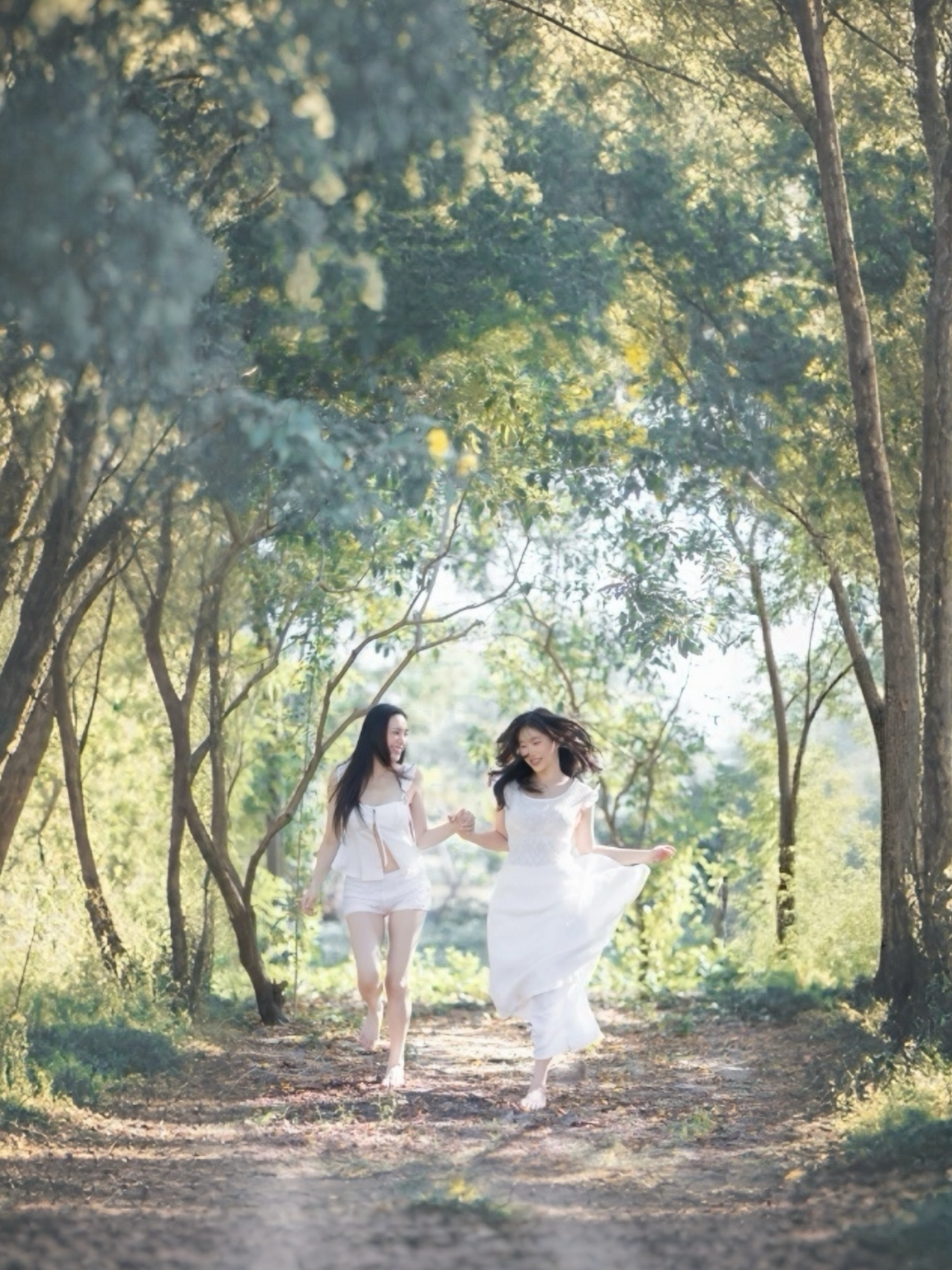 พลอย - รัญดภา มันตะลัมพะ