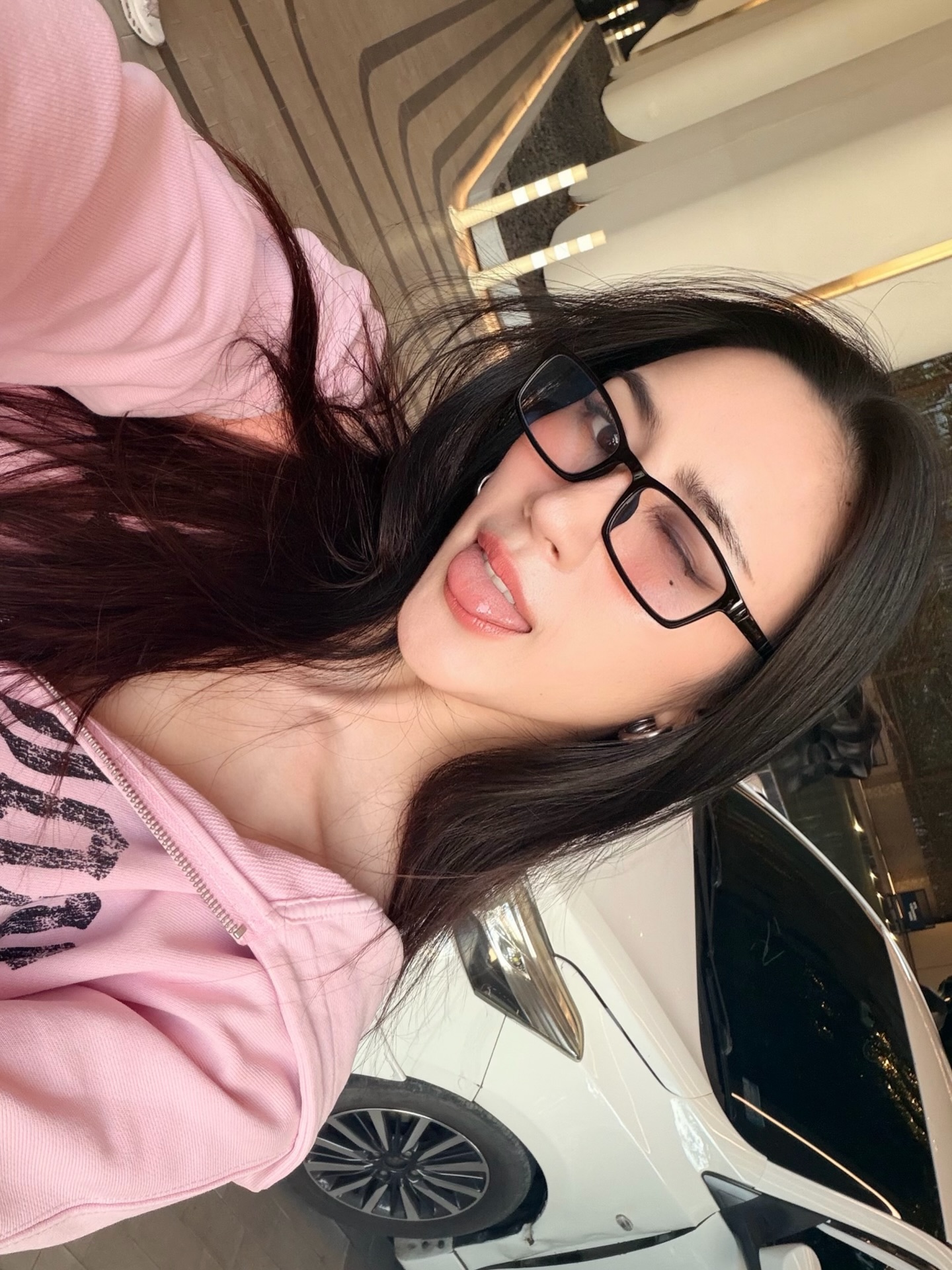 พลอย - รัญดภา มันตะลัมพะ