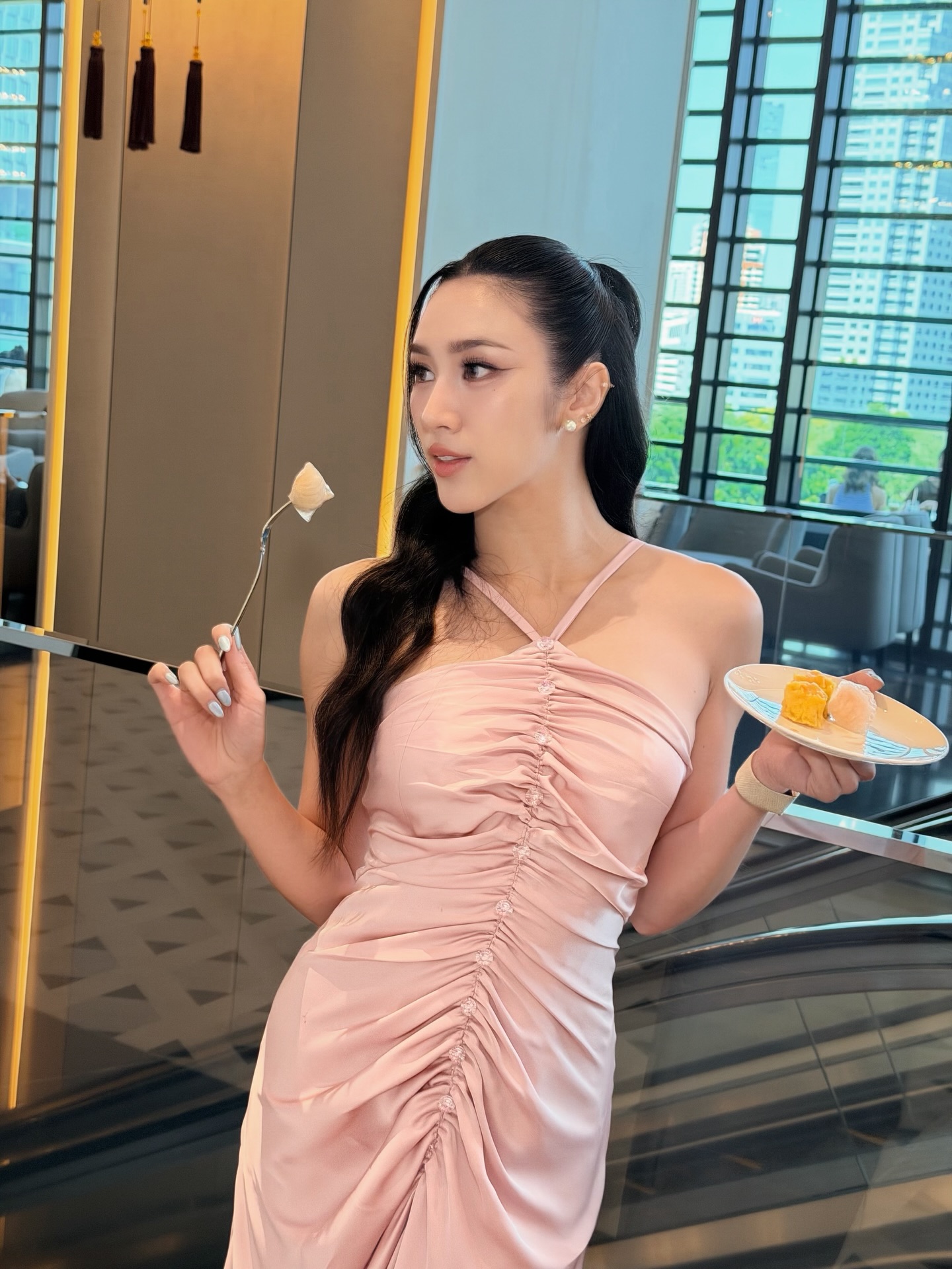 พลอย - รัญดภา มันตะลัมพะ