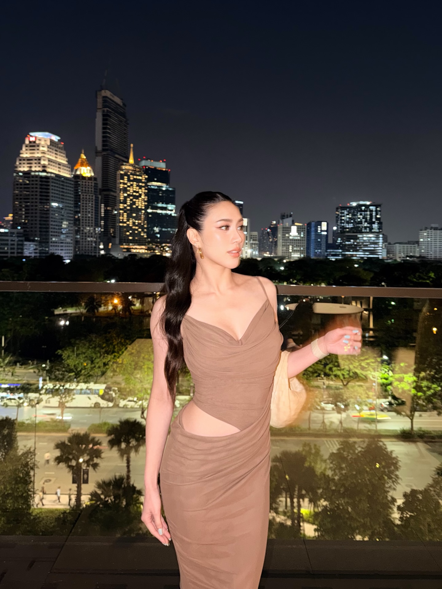 พลอย - รัญดภา มันตะลัมพะ