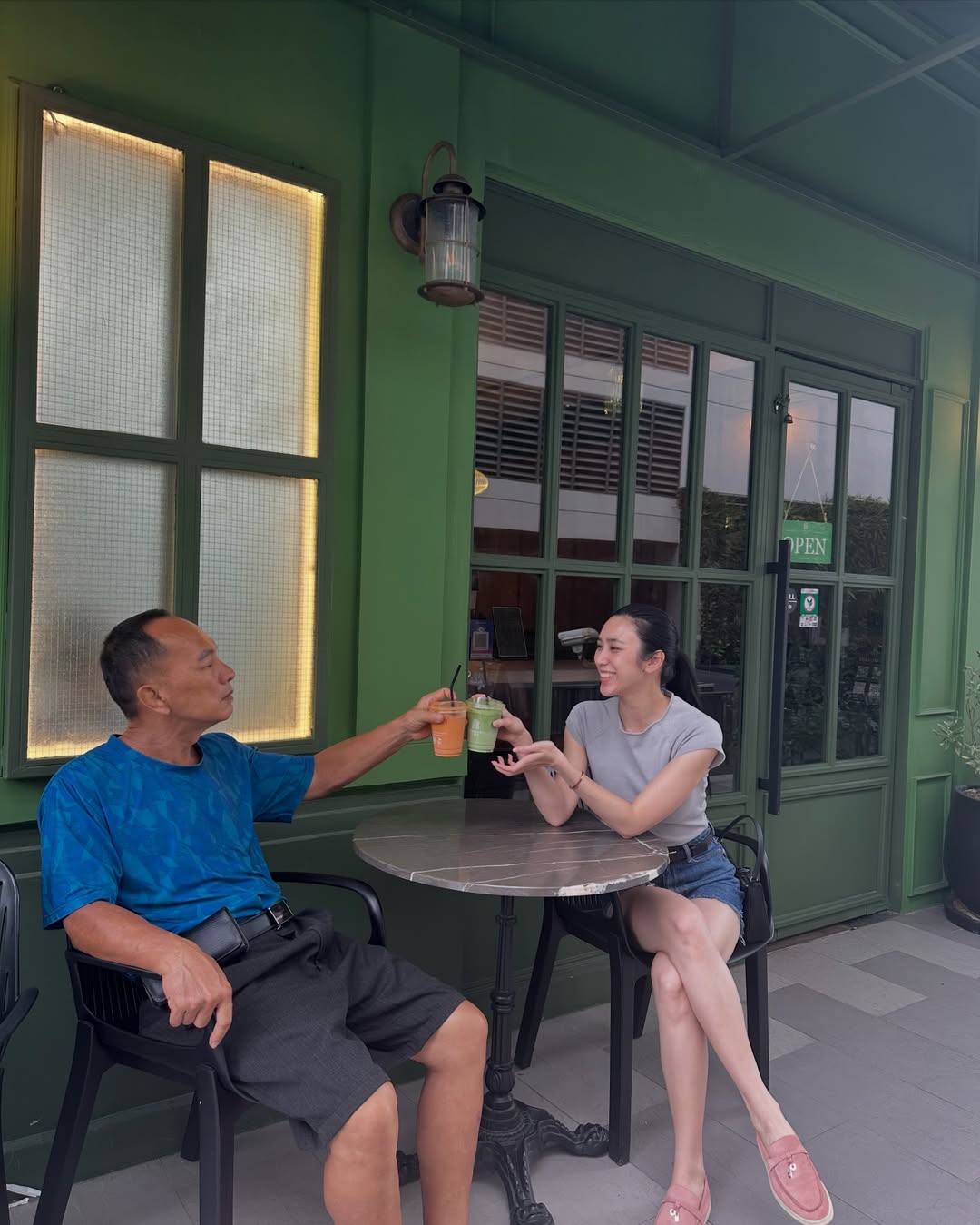 พลอย - รัญดภา มันตะลัมพะ