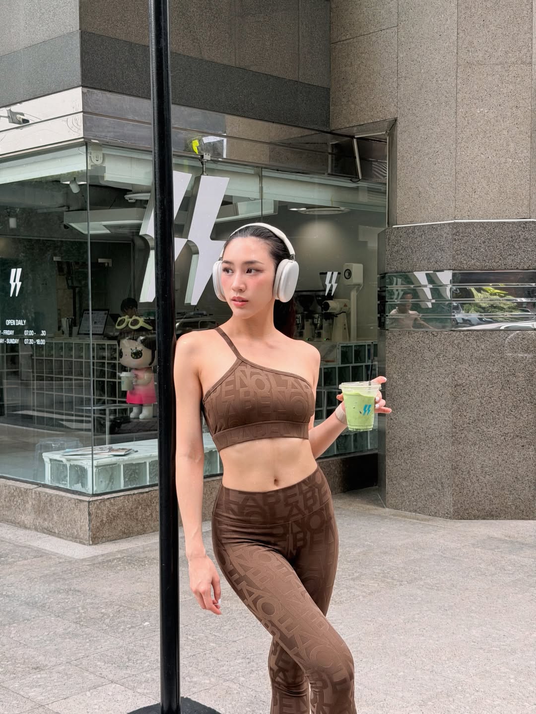 พลอย - รัญดภา มันตะลัมพะ